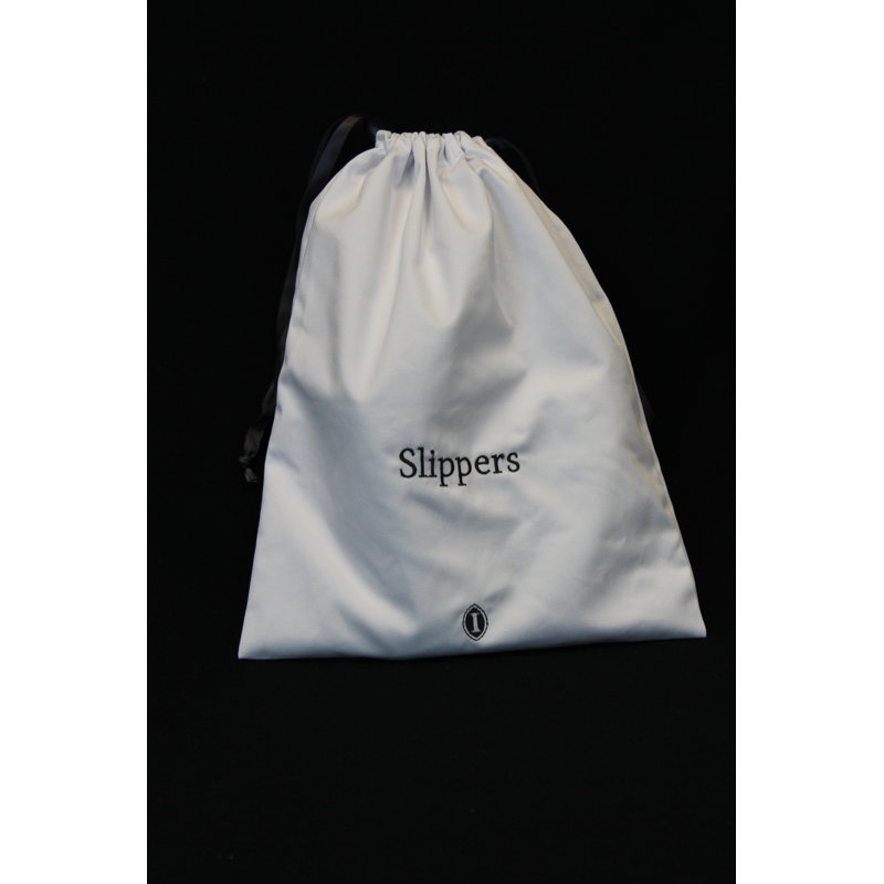 The 3 Best Garment Bags For Moth Protection IUCN Water